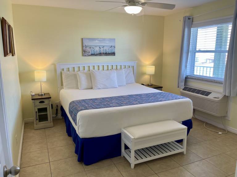 Condo with 1 room for 6 persons — photo 4