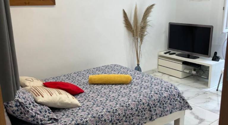 Fully equipped pleasant holiday apartment | Near Sainte Jeanne d'Arc Church | Perfect for remote work | Pets allowed — photo 2
