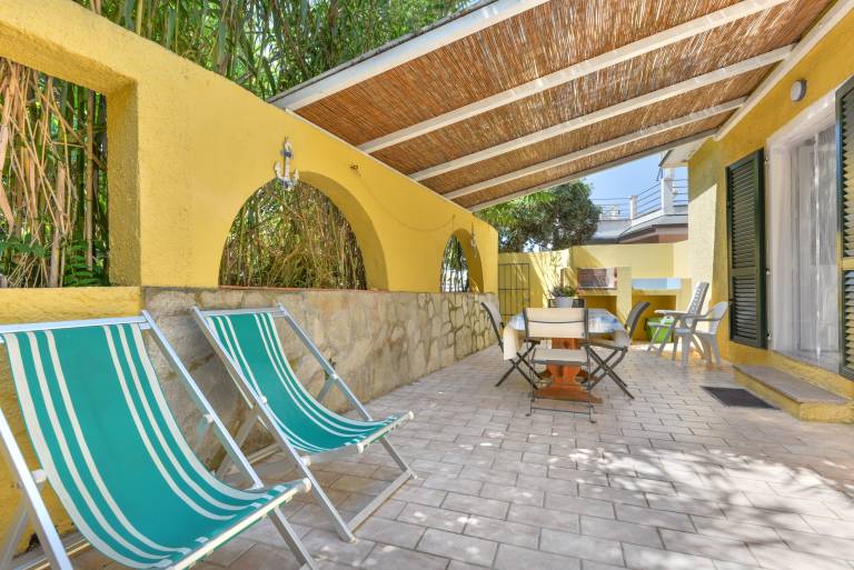 Apartment 'Stecchi Mare' with Private Terrace and Air Conditioning — photo 2