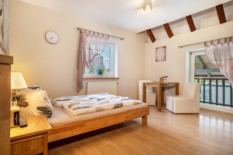 Room 6, spacious and cozy room for 2-3 people — photo 3