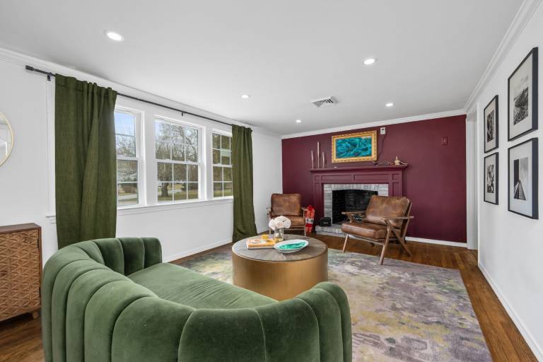 House with BBQ — photo 4
