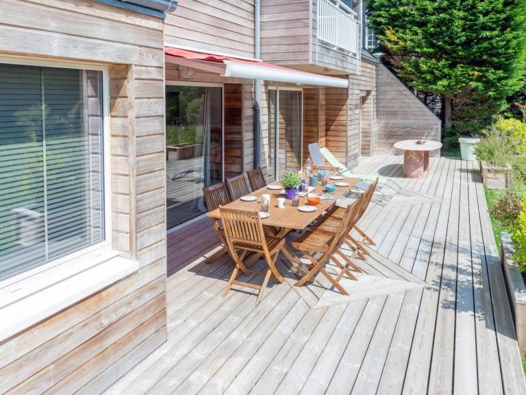 Fully equipped spacious vacation home with patio, barbecue & garden | Close to the beach | Suitable for remote work | Pets allowed — photo 5