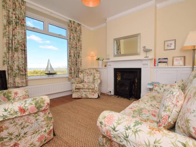Cottage with garden | Water view in Bideford