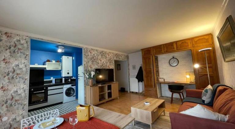 Rental apartment with 1 room for 2 persons in Vichy
