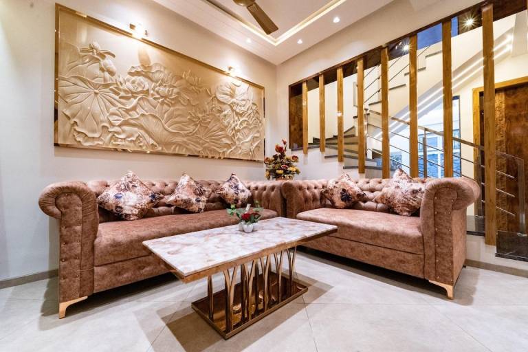 Luxury 3.5BHK Villa With Pool & Hot Jacuzzi in Khandala