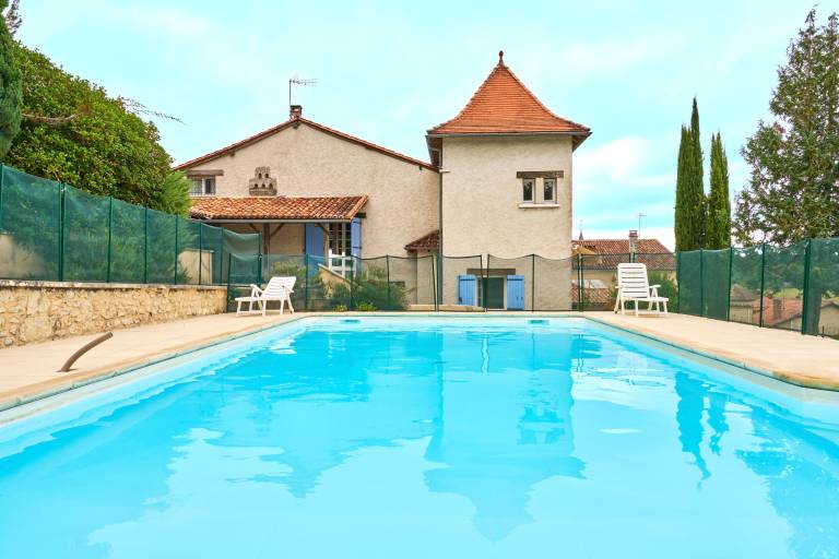 Charming Cottage in the Heart of Périgord – Pool, Garden, 4 Bedrooms, Close to Brantôme & Outdoor — photo 2