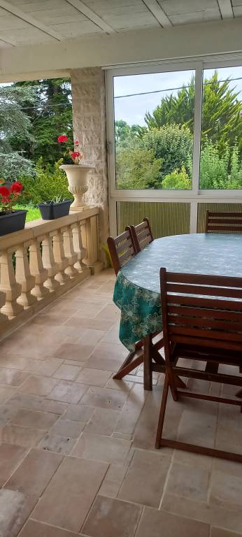 Family-friendly vacation home with garden, BBQ & patio | Garden view | Dogs allowed — photo 3