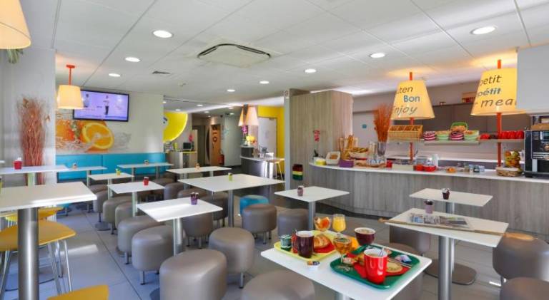 First Inn Hotel Paris Sud Les Ulis — photo 2