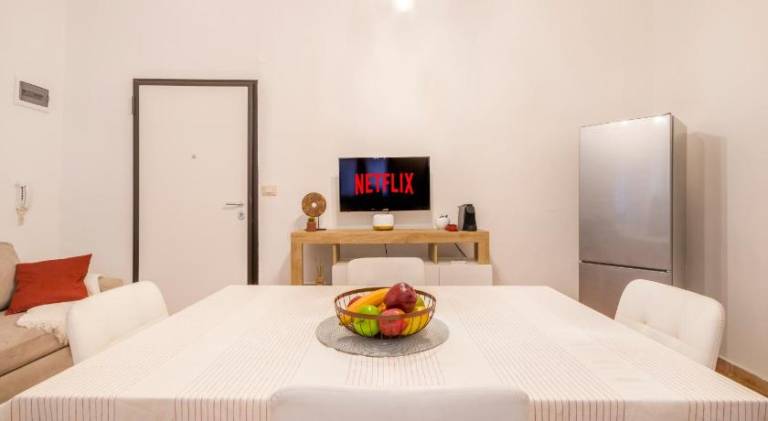 Rental apartment with 1 room for 5 persons — photo 4