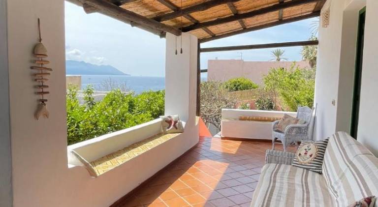 Villa Pomelia, Villa nel corso di Santa Marina Salina a 50 mt dal mare — photo 2