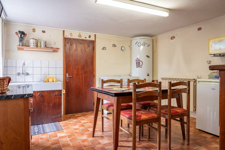 Studio Margeriaz with WiFi: Panoramic View of the City and Lake – Ideal for Couples with Children — photo 4