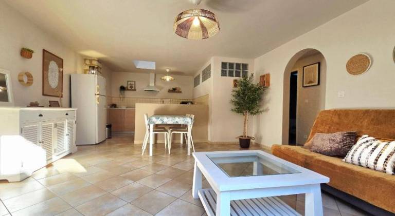 Apartment with 2 rooms for 4 persons — photo 2