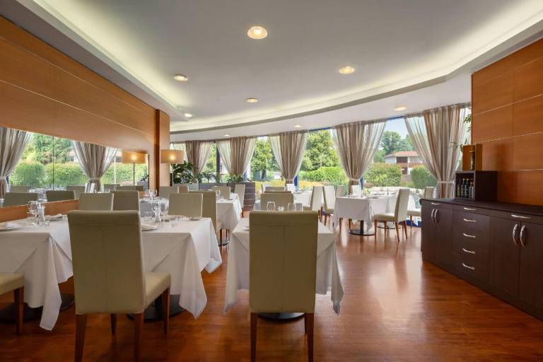 Zeus Essence Dolce by Wyndham Milan Malpensa — photo 4