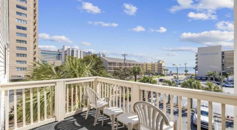 House with pool | Close to the beach | Pets allowed in Myrtle Beach, SC