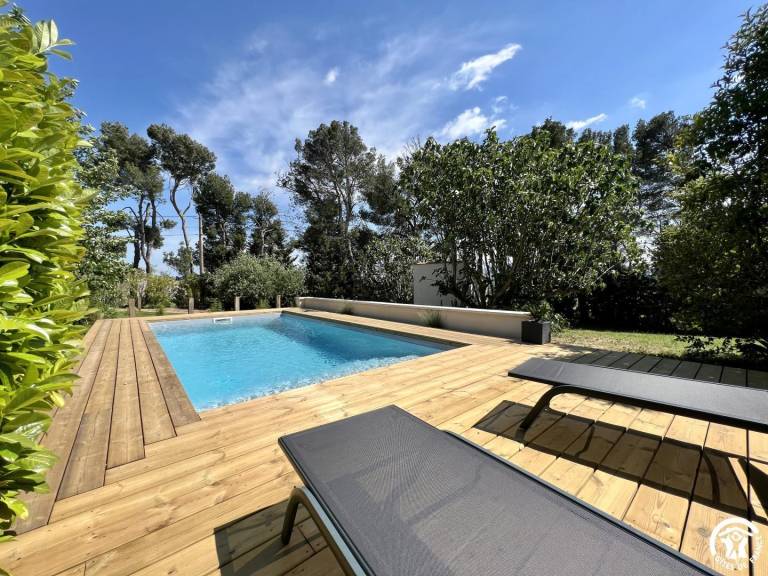 Gite with barbecue & terrace — photo 2