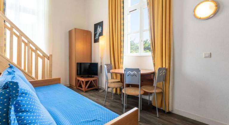 Holiday apartment with pool in Le Croisic