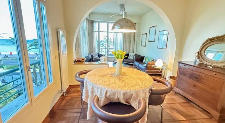 Apartment with terrace — photo 4