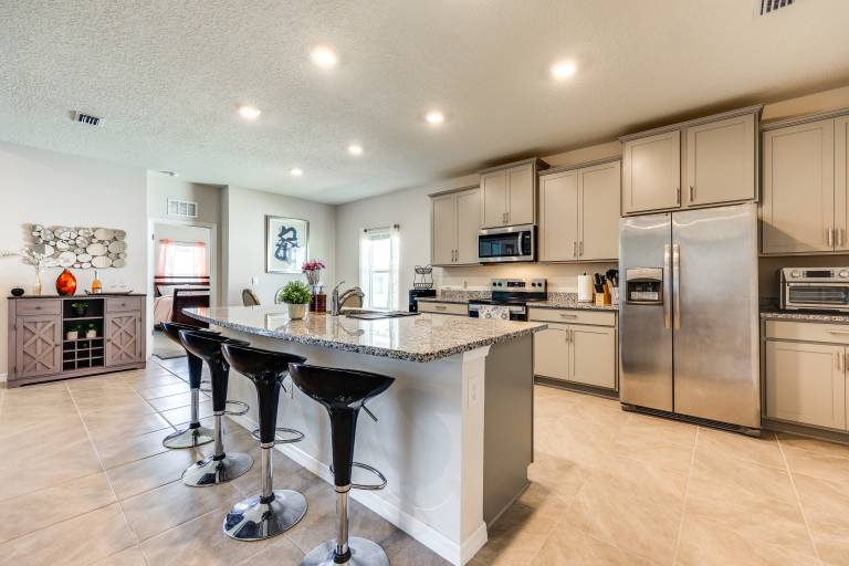 Pet-Friendly Home w/ Screened Patio in Newberry! — photo 2