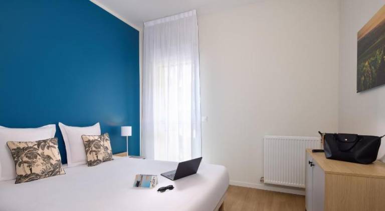 Charming serviced apartment with patio | Perfect for remote work | Pets are welcome in Villenave-d'Ornon