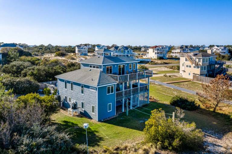 Sunbelievable 930 ft from the beach Private Pool, Hot Tub, Dog-Friendly Corolla — photo 4