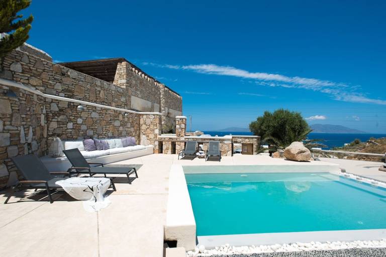 Children-friendly vacation home with grill, private pool & terrace | Pool view | Good for workation | Pet-friendly — photo 5