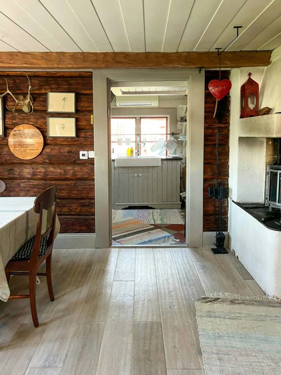 18th-century timber house by sea bay near Umeå — photo 4