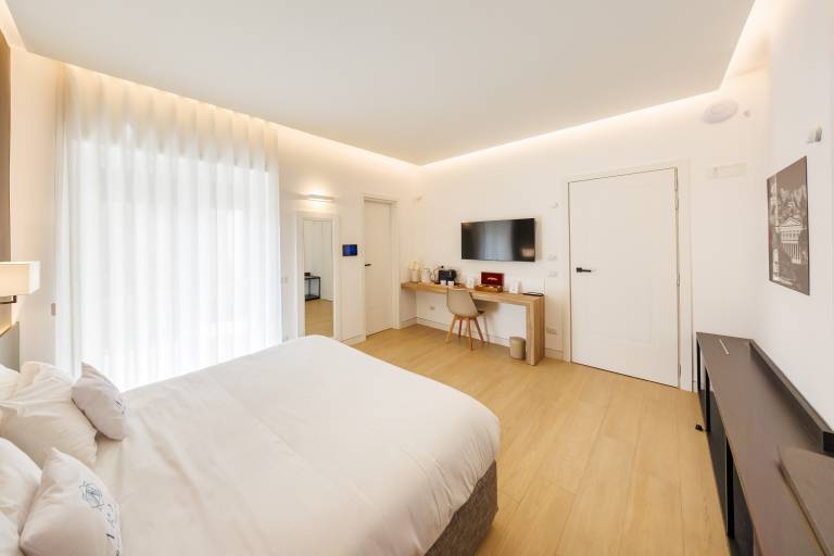 Family-oriented pleasant private room | City view | Dogs allowed in Naples