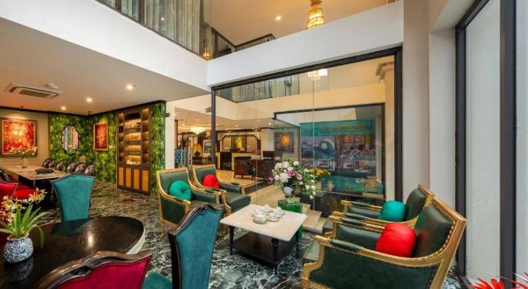 Charmpearl Hotel & Suites — photo 5