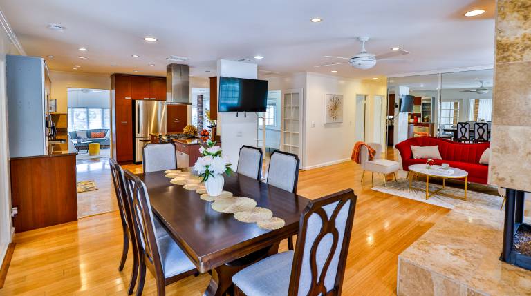 House with private pool & barbeque — photo 4