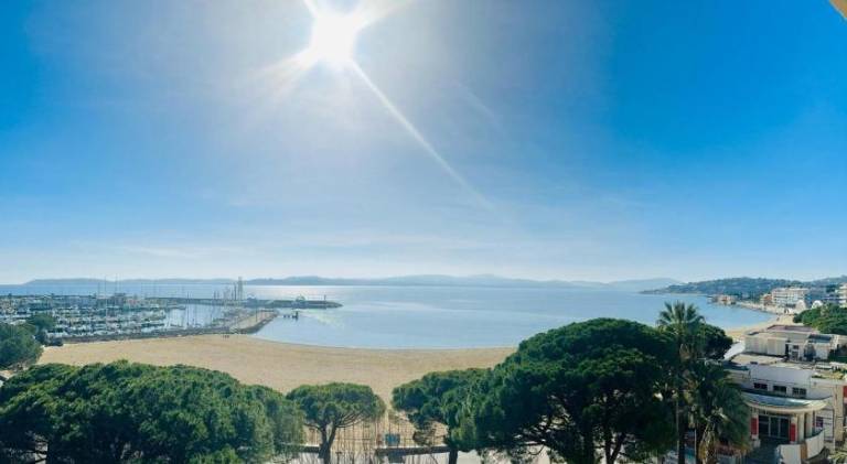 Spacious rental apartment | Next to the beach | Dogs allowed in Sainte-Maxime