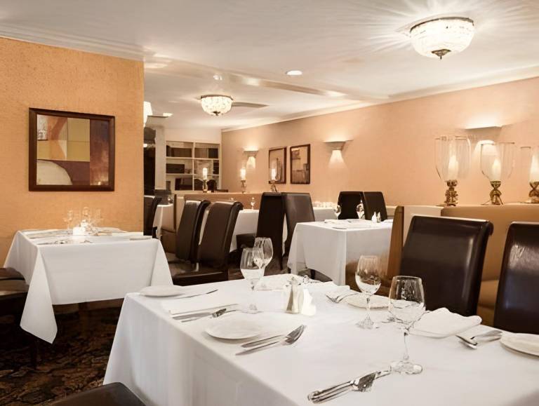 The Senator Hotel & Conference Center Timmins — photo 5