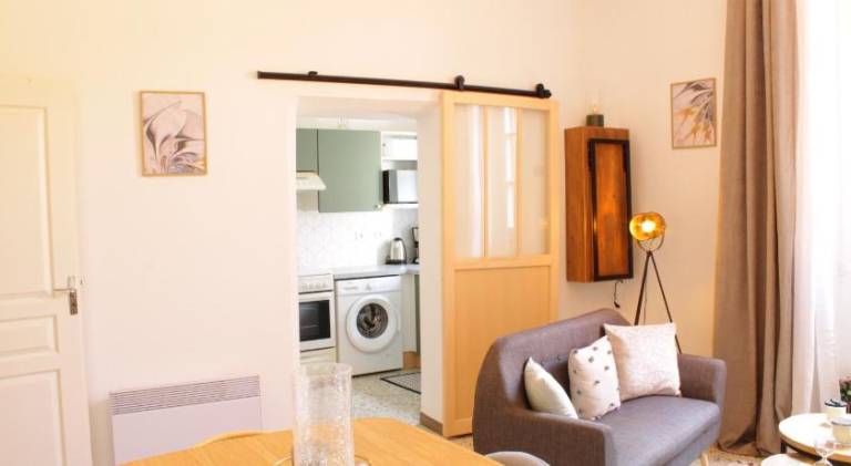 Holiday apartment with 1 room for 2 persons in Narbonne