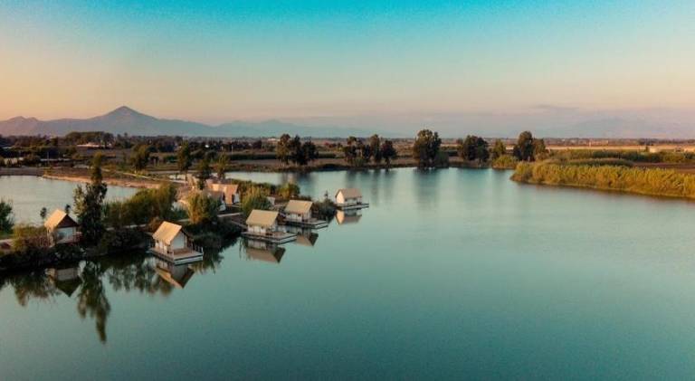 Pleasant tent with sauna, terrace & garden | Pets are welcome in Caserta