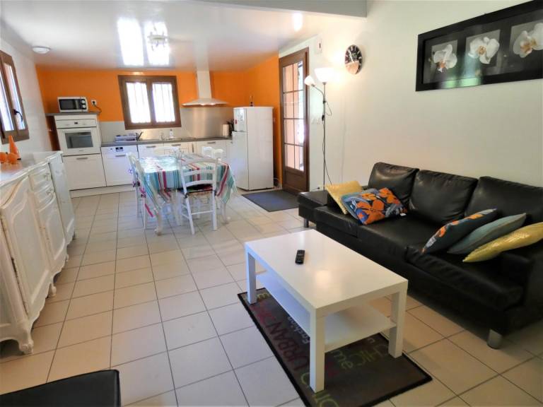 Charming gite with patio, garden & grill | Dogs allowed — photo 3