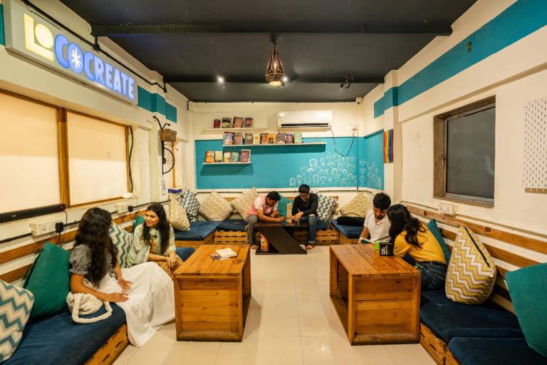 Locomo Hostel OG - Stay • Work • Eat in Mumbai