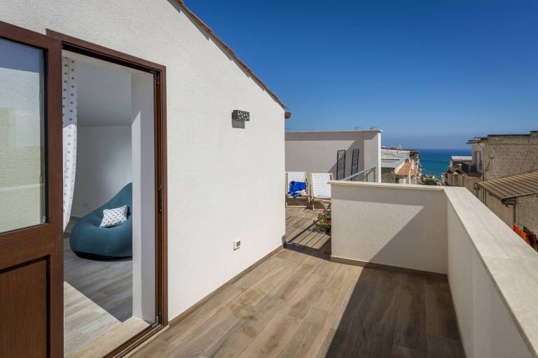 House with barbeque, jacuzzi & terrace | Close to the beach | Pets are welcome — photo 4