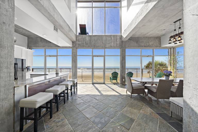 Oceanfront Experience — photo 4
