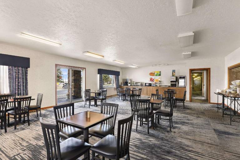 Quality Inn Cheyenne I-25 South — photo 3