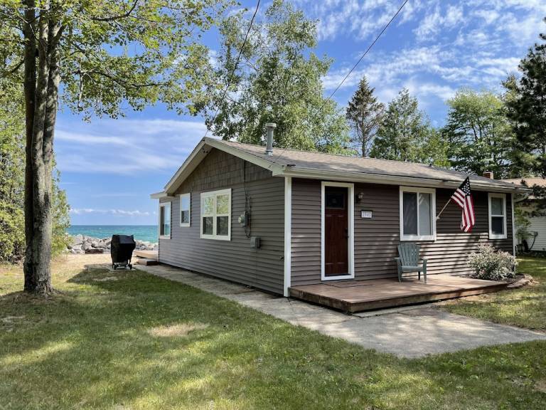 House East Tawas