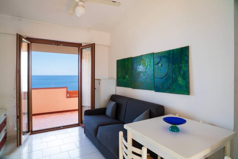 Holiday Home "Vista Mare" with Sea View, Private Terrace and Wi-Fi — photo 2