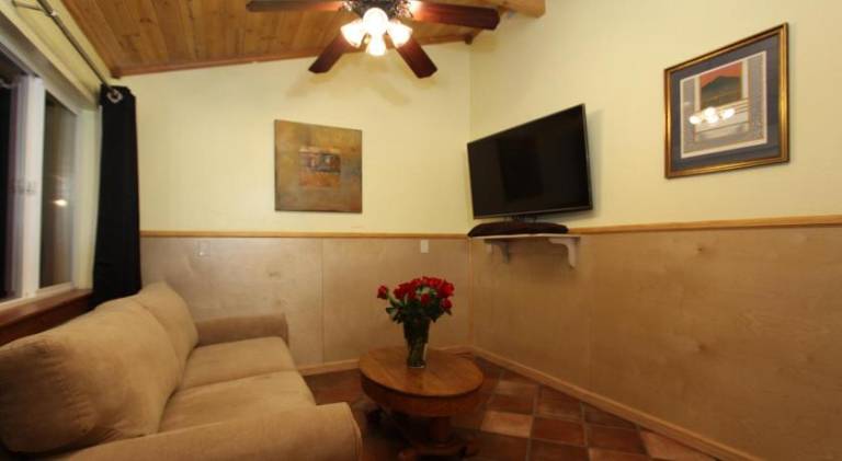 The Woods Hotel - Gay LGBTQ Cabins — photo 3