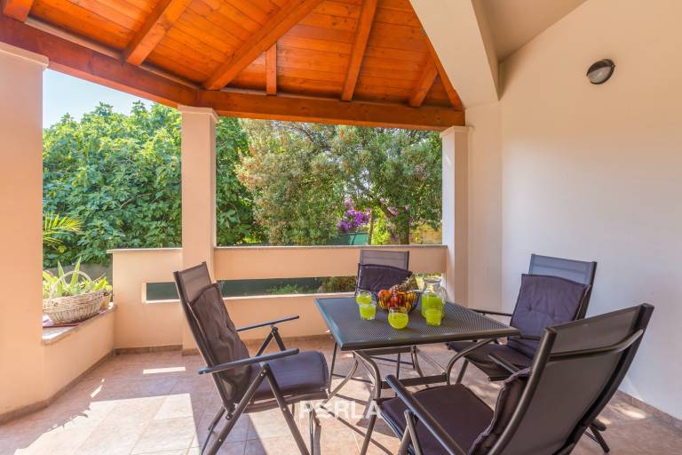 Rental apartment with garden & patio in Pula
