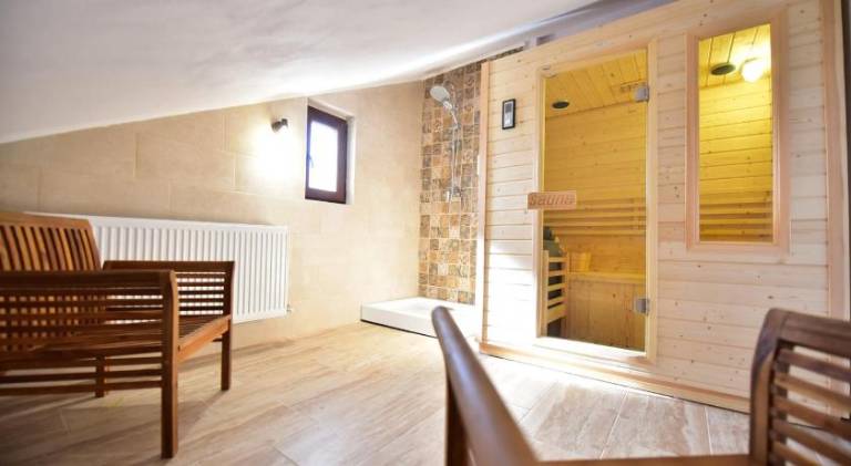 Wonderful apartment with sauna, pool & garden | Pets allowed — photo 3