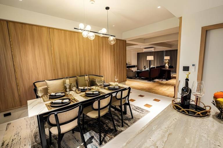 Floral Court Hotel & Residence Sukhumvit 13 — photo 2