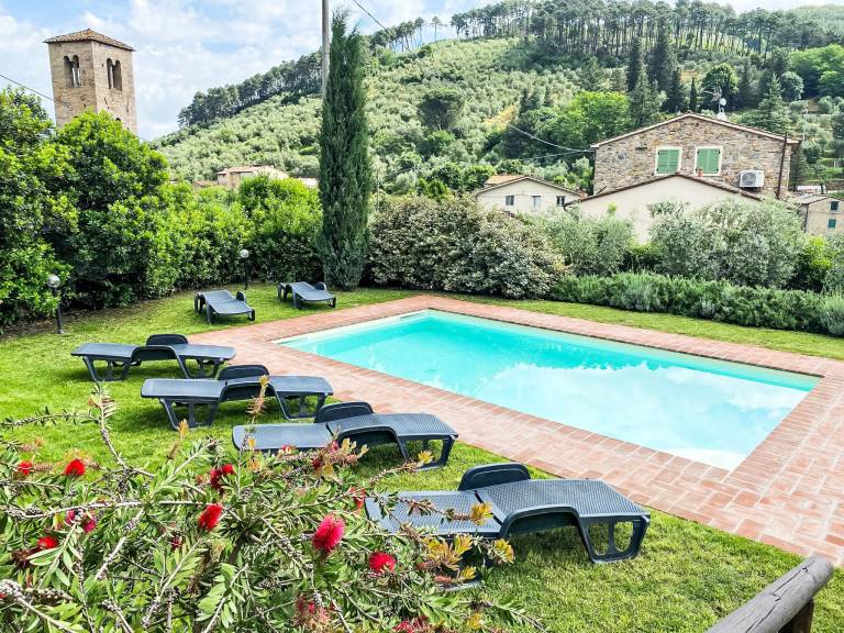 Fully equipped house with terrace, BBQ & private pool | Pet-friendly — photo 2