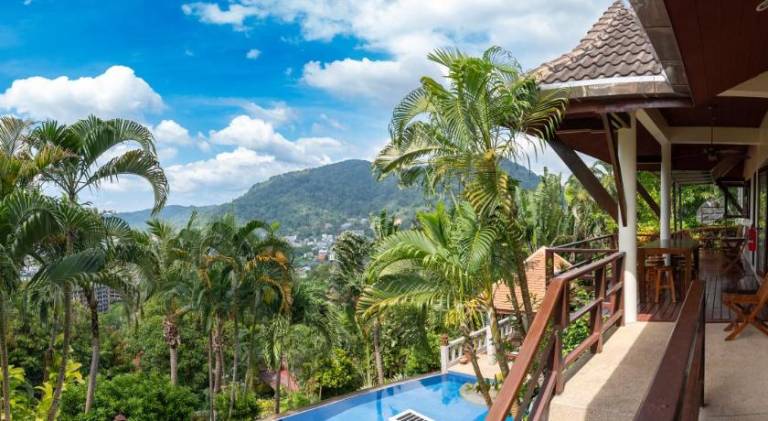 Villa with terrace, yard & private pool | Good for workation | Dogs allowed — photo 3