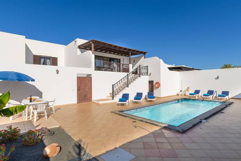 Fully equipped spacious vacation home with garden, terrace & private pool | Dogs allowed — photo 5