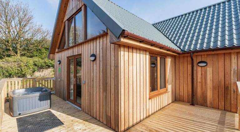 House with jacuzzi | Dogs allowed — photo 4