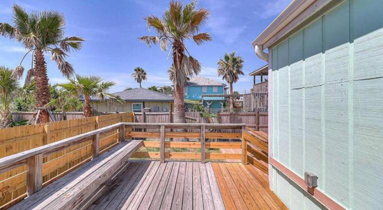 Fully equipped vacation home with BBQ & yard | Close to the beach | Suitable for remote work | Pet-friendly — photo 5