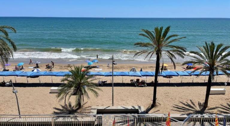 Apartment with pool in El Vendrell